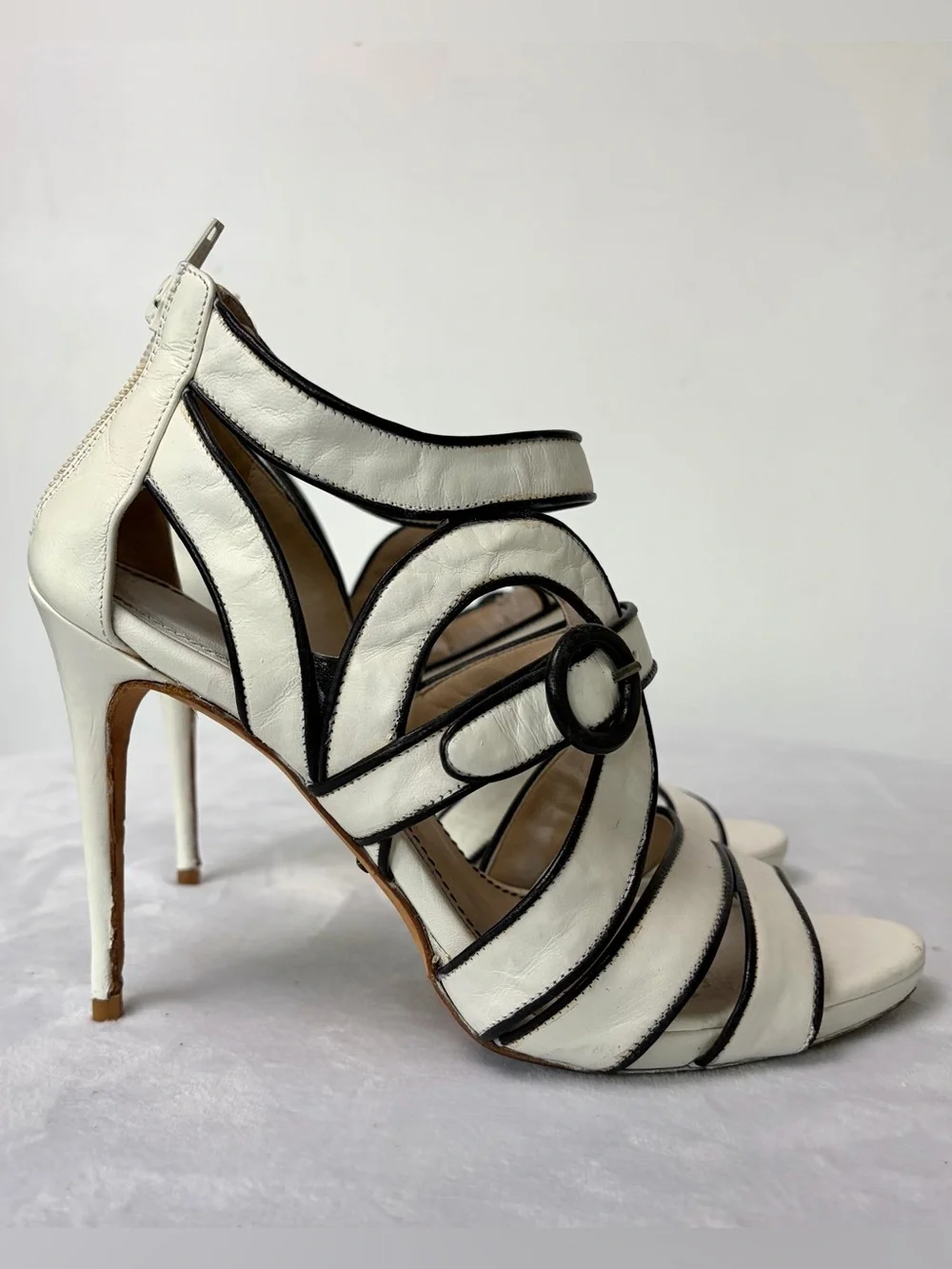Jerome C Rousseau strappy leather high heels, buckle, black/white, EUC, 36.5
